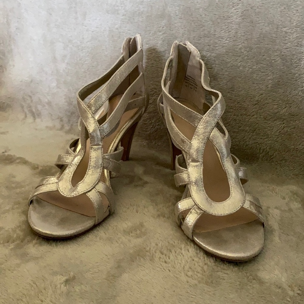 Kelly and Kate Heels